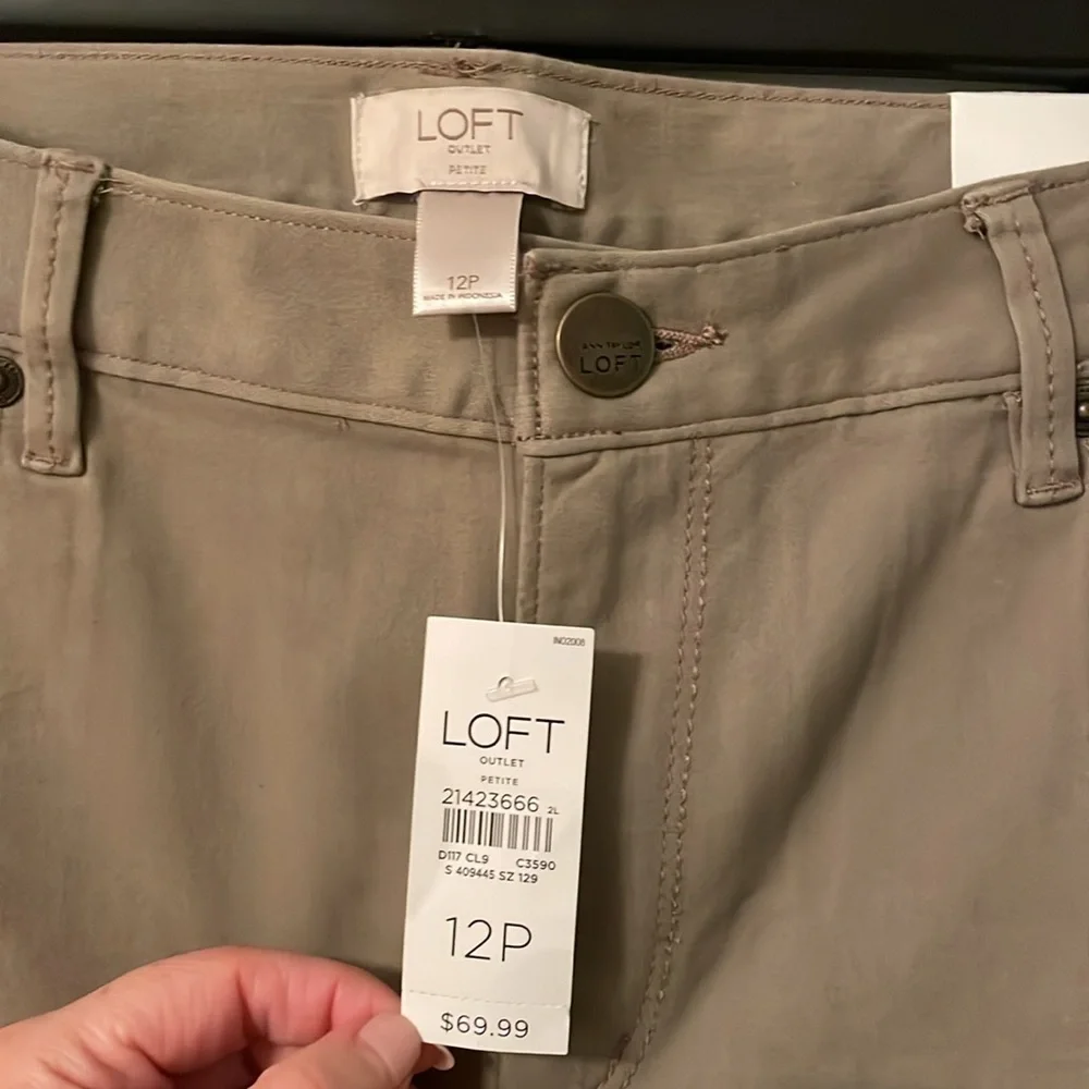 NWT Loft Outlet Women’s‎ Size 12P Slim Petite Legging Pant - Picture 2 of 8